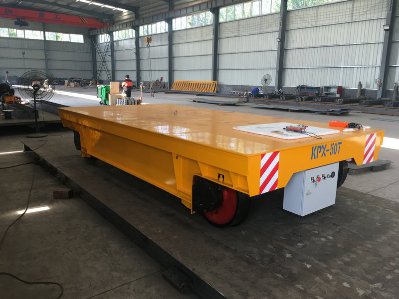 Samanburður á kostum og kostum mismunandi tegunda elektrískra flutningsaðila