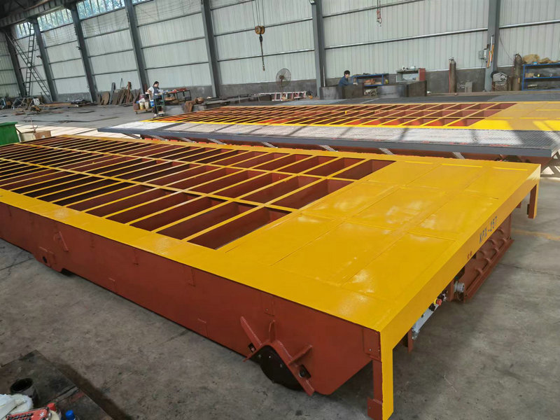 Sérsniðin þyngd 25 tonn Rail Transfer Trolley