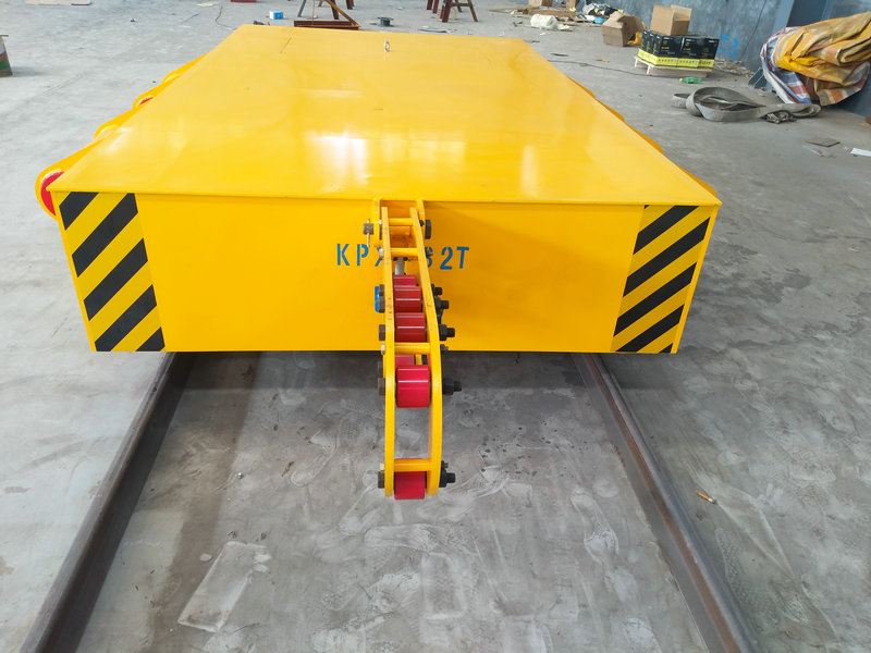 32 Tons Trolley tengd við traktorinn