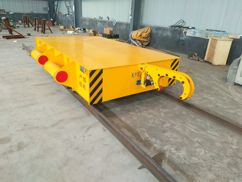 32 Tons Trolley tengd við traktorinn